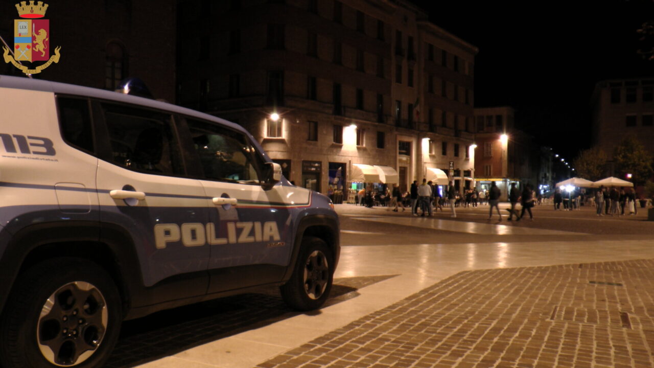 Alcolici a due minorenni: denunciato e multato il proprietario del locale