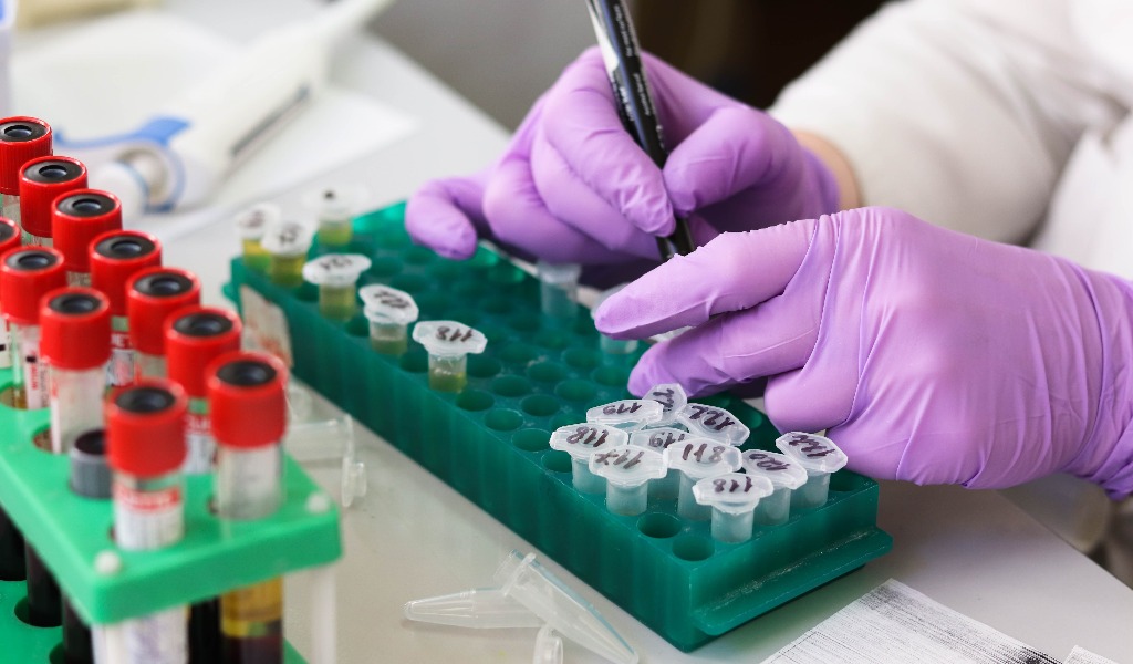 Variante Omicron nel Cremasco, una decina i casi sospetti
