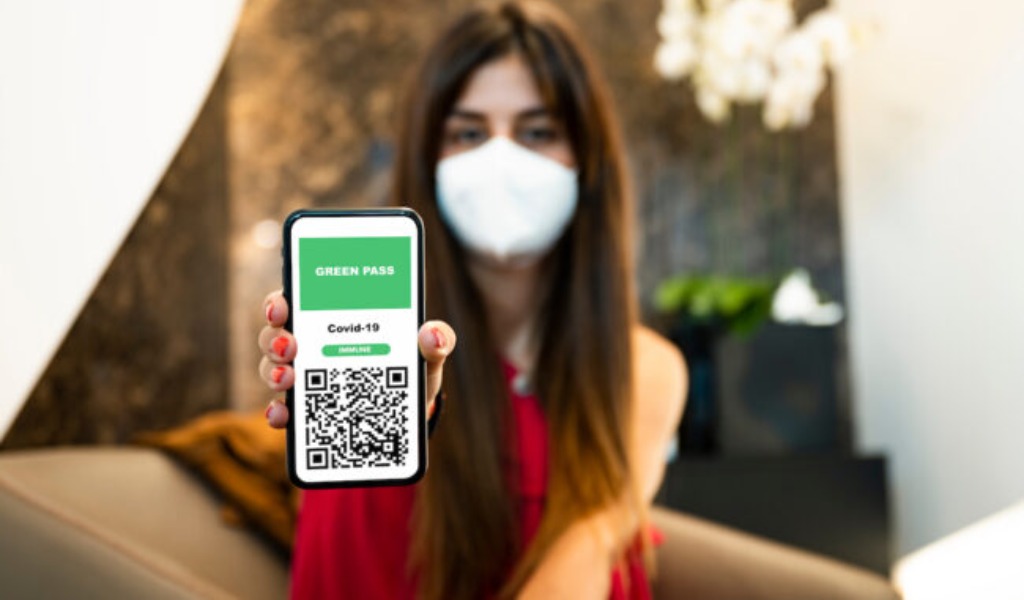 Green pass: verso il no per i bar, sì invece per i ristoranti al chiuso