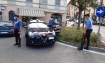 Derubati mentre rincasano a piedi: due rapine nel giro di poche ore tra Crema e Cremona