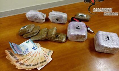 Spacciatore sorpreso con 2 kg di droga, scappa ma poi viene arrestato