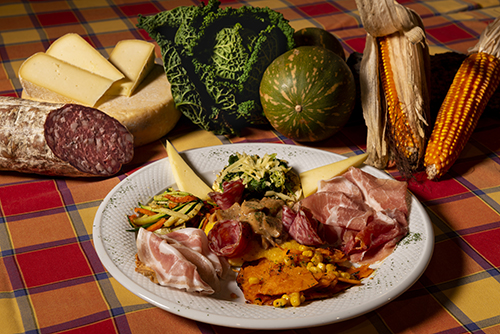 Antipasto di terra del Caffè Centrale (foto by Marco Presti)