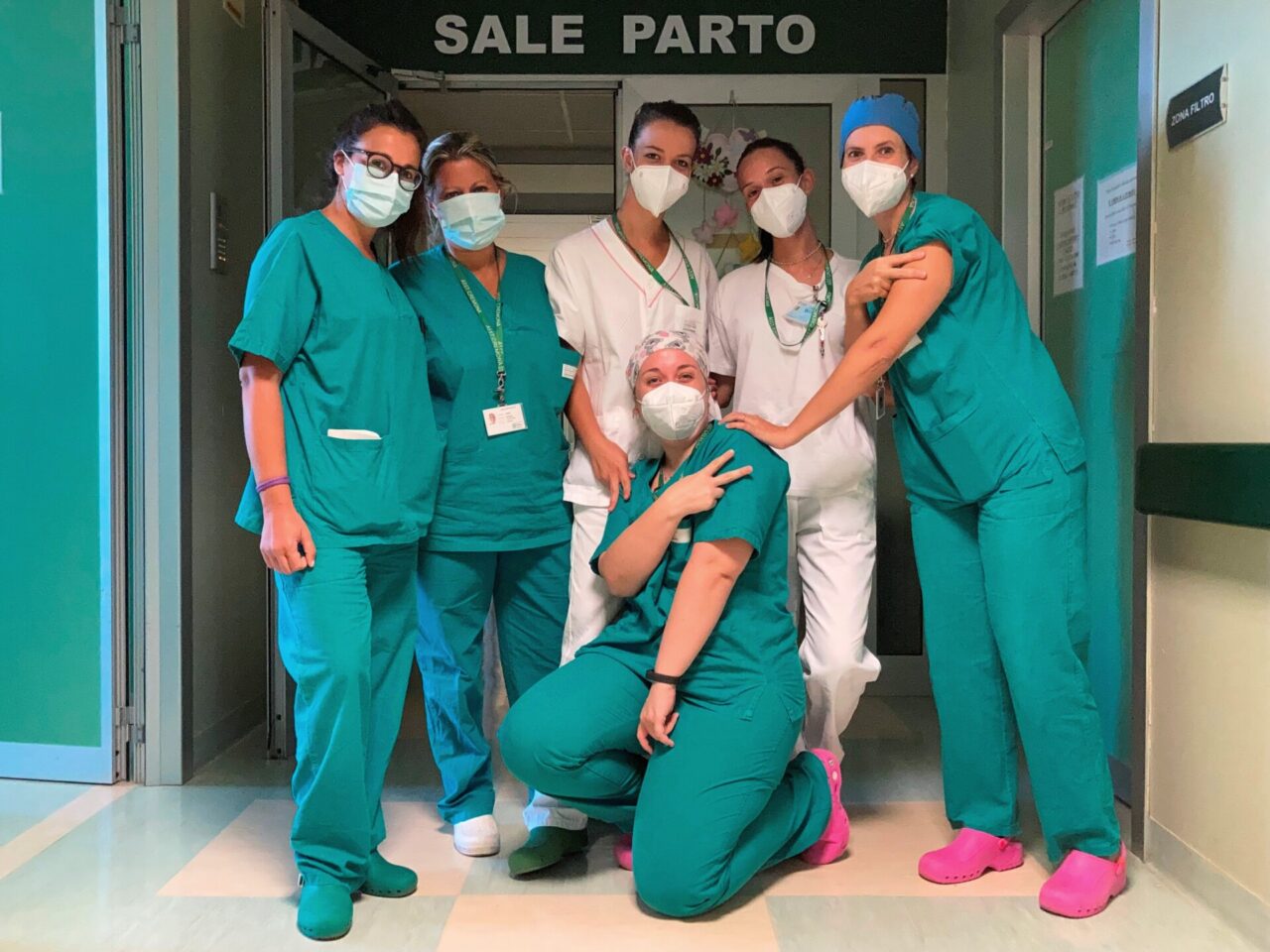 Vaccinazioni Covid: per donne in gravidanza e puerpere accesso senza prenotazione