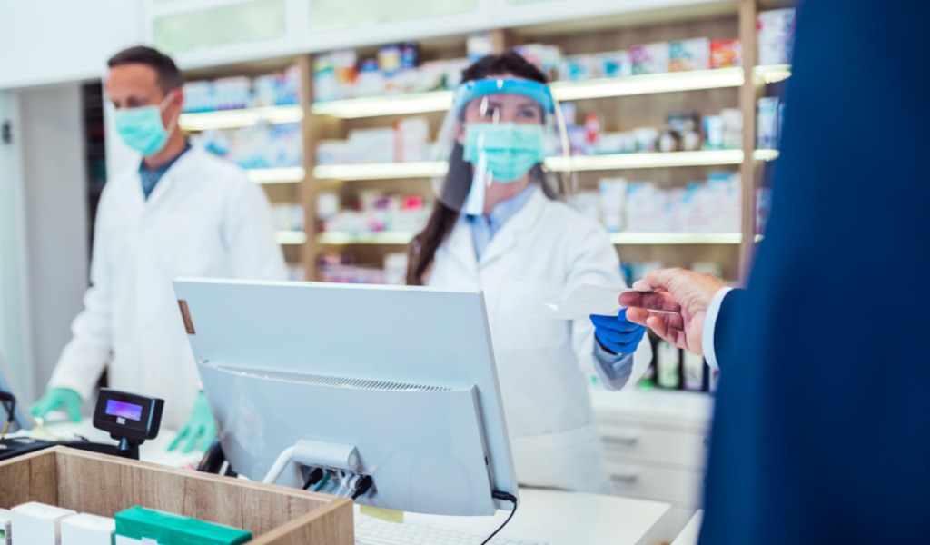 Da oggi tamponi antigenici rapidi solo nelle farmacie del “Protocollo Figliuolo”: le aderenti e i costi