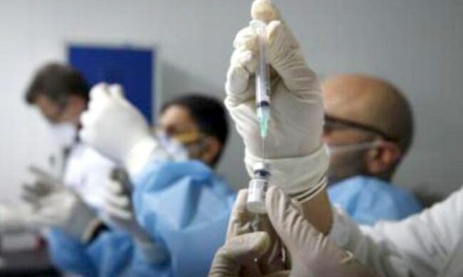 Terza dose, già 2 milioni di adesioni in Lombardia: 32mila a Cremona