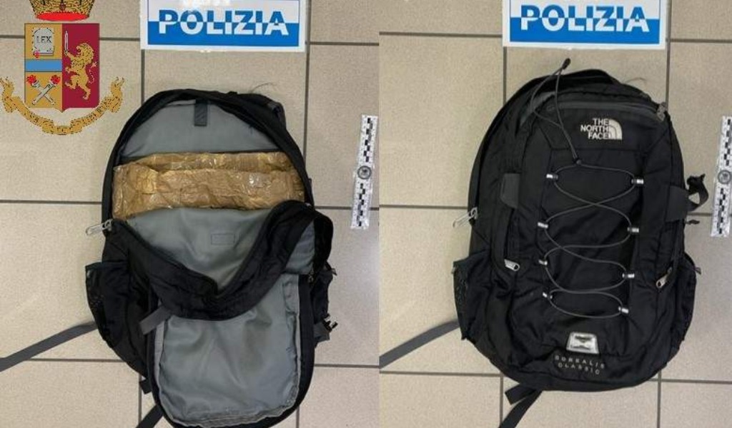 Rubano vestiti e un cellulare: un arresto e una minorenne denunciata