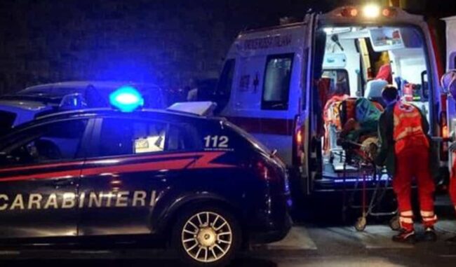 La lite finisce a coltellate: muore 24enne, grave il fratello. Arrestato un 32enne
