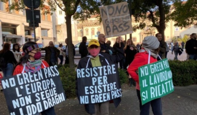 Manifestazioni no Green Pass, è stretta anche a Cremona: le vie (e le piazze) vietate ai cortei