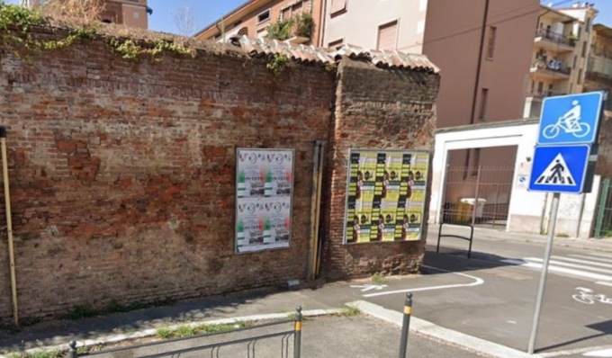 Ripristino del decoro urbano in via Cadore e Pedone, rimossi pannelli pubblicitari