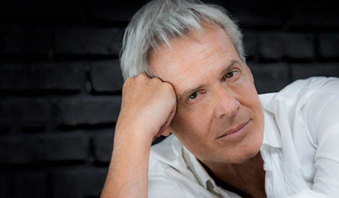 Claudio Baglioni positivo al Covid, annullato il concerto a Cremona
