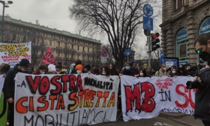 A Crema studenti in piazza: "Serve cambio di rotta su maturità e sistema scolastico"