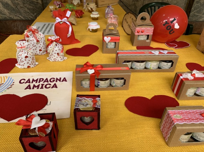 San Valentino con Campagna Amica domenica a Cremona in piazza Stradivari