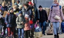 Treni, autostrade e traghetti gratuiti per i profughi ucraini: la Lombardia non teme l'accoglienza