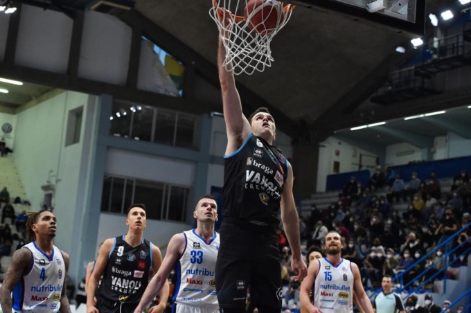 Vanoli Cremona, rottura del legamento crociato per Andrea Pecchia