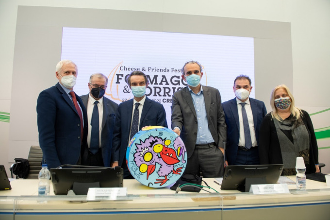 “Formaggi e sorrisi”: a Cremona prodotti caseari, eccellenze gastronomiche e degustazioni