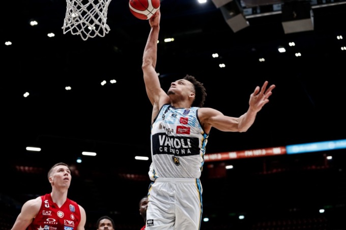 Ennesima sconfitta per la Vanoli Cremona, a Trieste termina 84-72