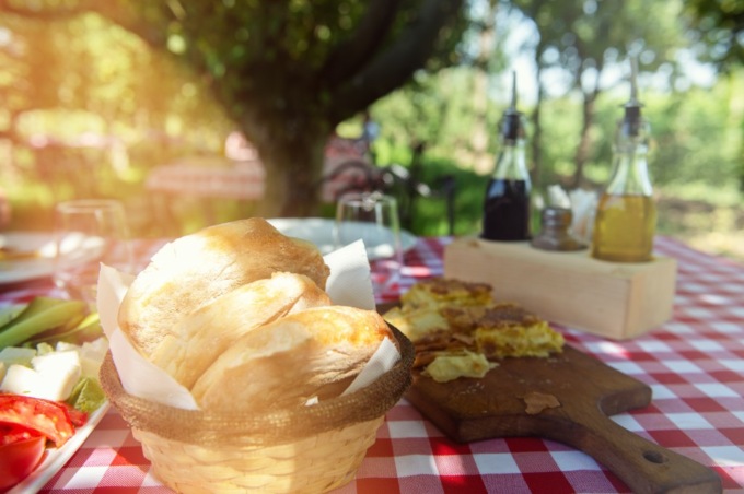 Agriturismi, pienone per i ponti di primavera: vincono il turismo rurale e la cucina tipica