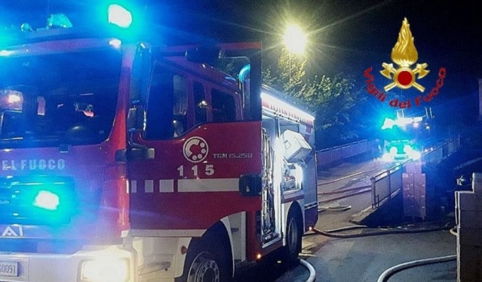 Macabro rinvenimento a Soresina, cadavere di donna affiora da un canale