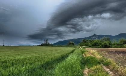 Rovesci, temporali e grandine: in provincia di Cremona è allerta meteo
