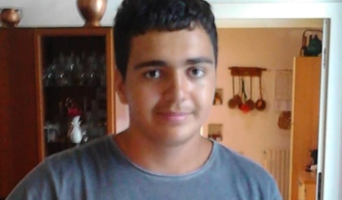 Federico muore a 21 anni per un aneurisma mentre è in vacanza a Palinuro