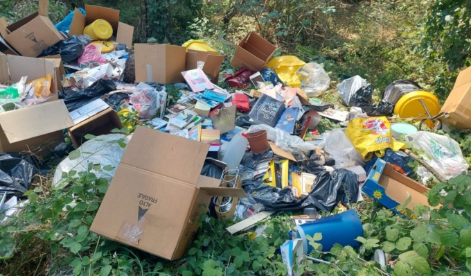 Rifiuti: nel 2023 già 130 abbandoni rilevati dalla polizia locale