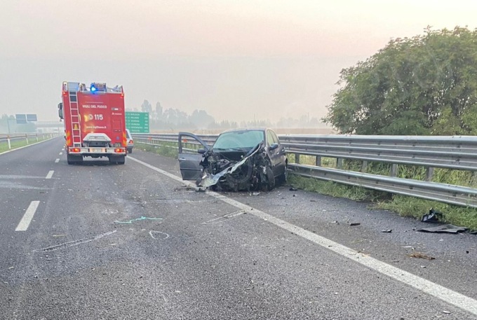 Tragico schianto nella notte in A21, muore una ragazza di 17 anni