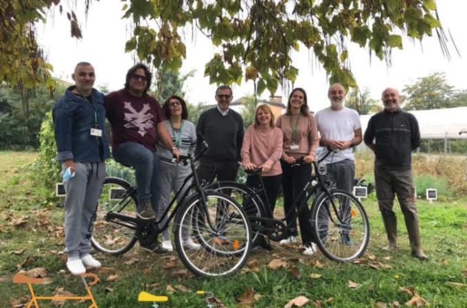 Si sposa e con i soldi ricevuti regala due bici per la Psichiatria dell’ASST di Cremona
