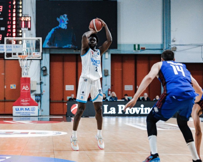 Vanoli Cremona vince al PalaRadi: Novipiù Casale Monferrato sconfitta 82-71