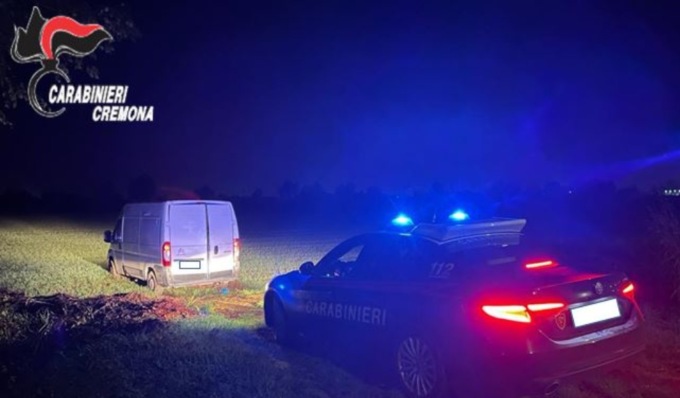 Ladri in fuga da Spino al Lodigiano con 200mila euro di refurtiva nel furgone