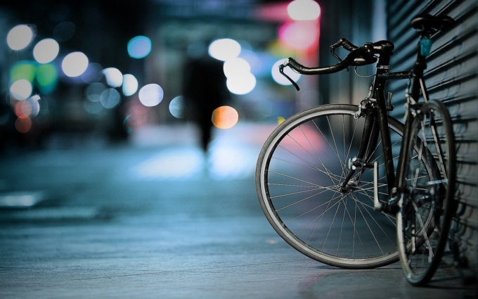 Ritrova la bici rubata al padre, denunciato ricettatore 22enne