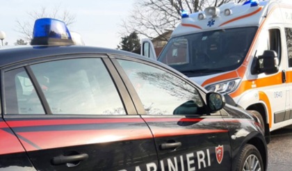 Ubriaco al volante causa un incidente stradale, trovato con tasso tre volte oltre i limiti