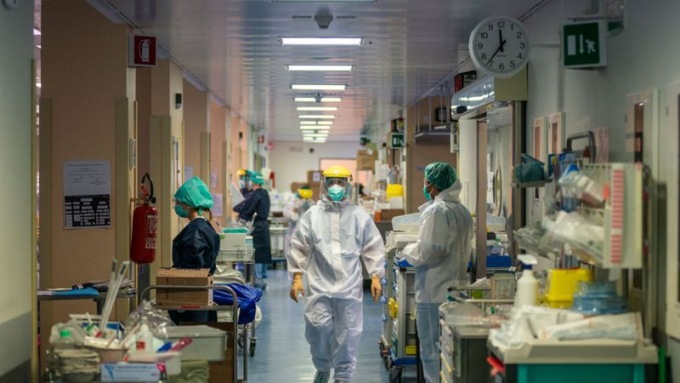 Covid: contagi, ricoveri e decessi in calo in provincia di Cremona