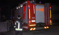Incendio a Cremona: in fiamme un appartamento di via Degli Argini, tre intossicati