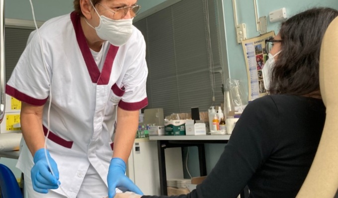 Affrontare il mieloma e riscoprire la vita: una paziente ringrazia l’Ematologia di Cremona