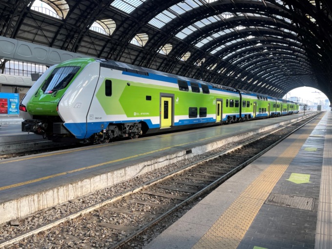 Sui binari lombardi entro l’anno 50 nuovi treni e debutto dei primi convogli a idrogeno