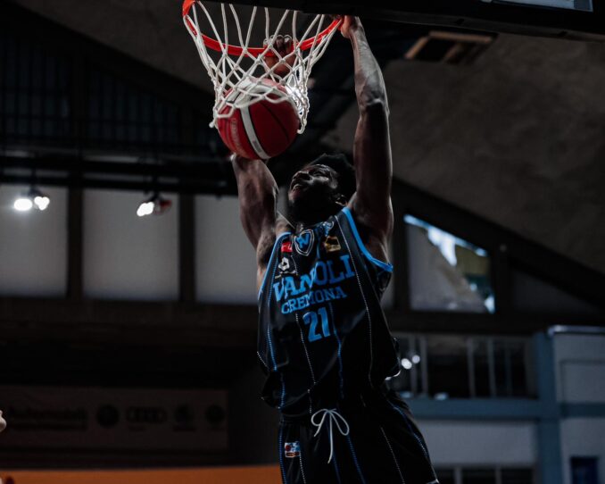 La Juvi Ferraroni perde il derby con la Vanoli Cremona 63-82