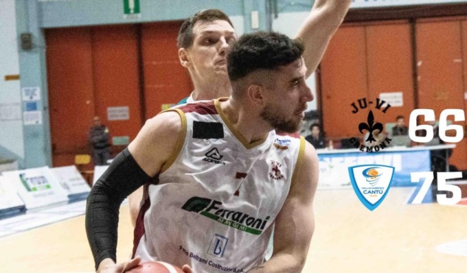 Juvi Ferraroni cade al PalaRadi contro Acqua San Bernardo Cantù 66-75