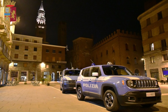 Controlli straordinari a Cremona: 90 persone identificate, 2 segnalate