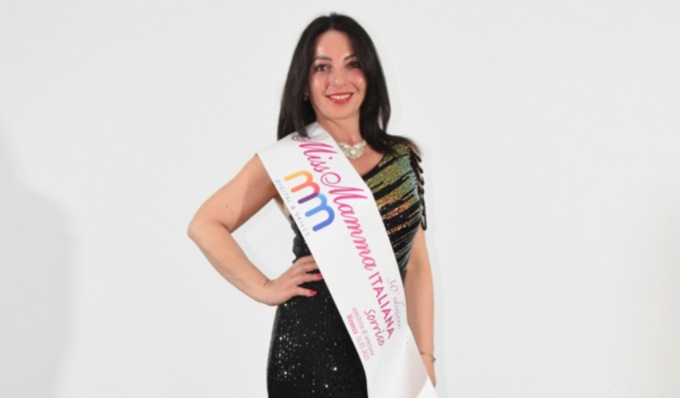 Eletta “Miss Mamma Italiana”, premiata anche una mamma di Dovera