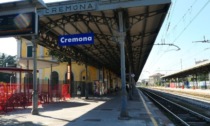 Scende dal treno a Cremona e viene molestata da un uomo, la denuncia di una 18enne