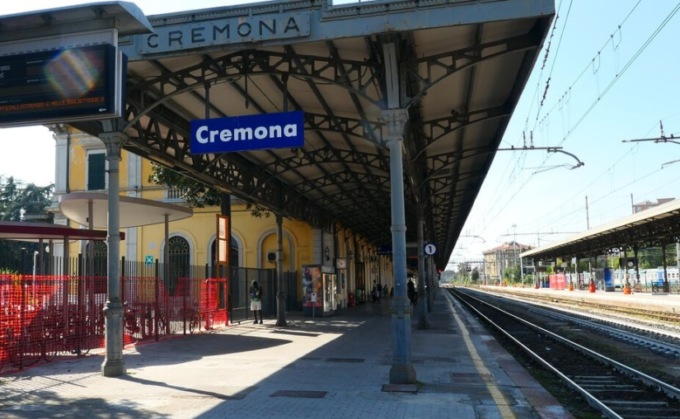 Cremona punta sulla mobilità sostenibile: 5,6 milioni da Regione per trasformare la stazione in un hub intermodale