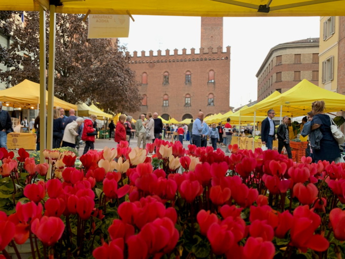 Campagna Amica domenica 12 marzo in piazza Stradivari