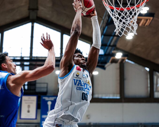 Basket Serie A2 Playoff: la Vanoli Cremona vince anche gara 2 battendo Agrigento 79-63
