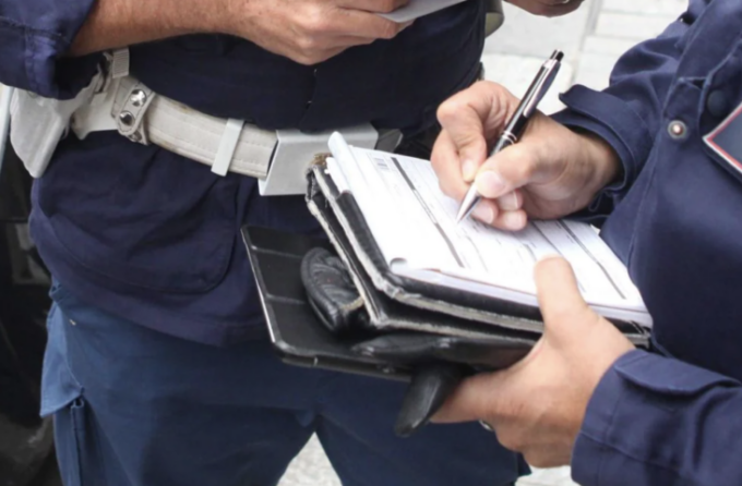 Al volante senza patente perché non l’ha mai presa, sanzionato a Casalbuttano