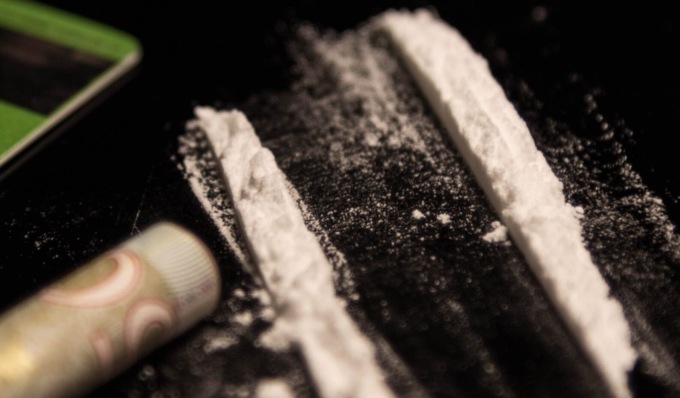 Nonostante l’arresto per spaccio continua a vendere cocaina