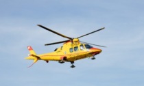 Grave incidente stradale a Pandino: donna di 48 anni portata via in elicottero