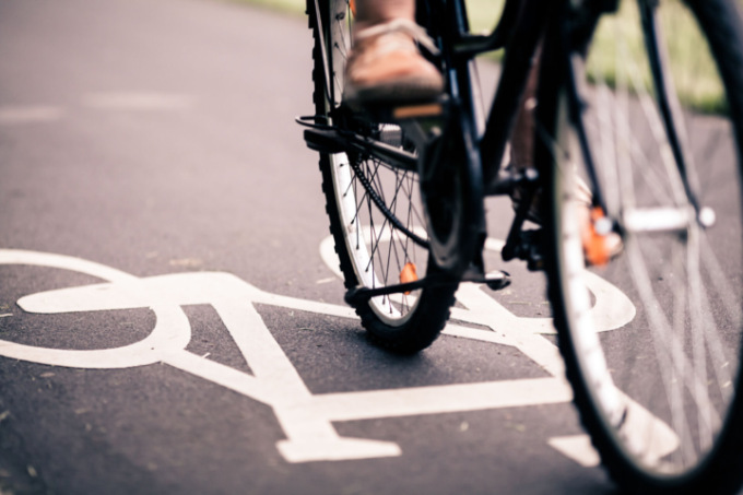 L’appello di un ciclista cremonese: “Vorrei abbracciare le due donne che mi hanno salvato la vita”