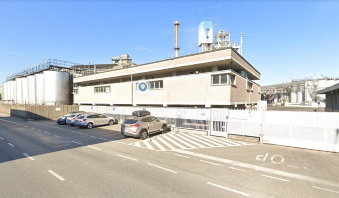 Operaio 47enne ustionato da olio bollente mentre pulisce un macchinario: è grave