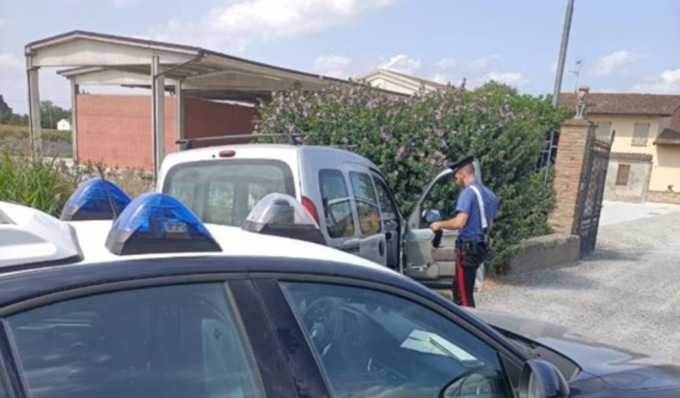 Auto rubata a Cremona non si ferma all’alt, scatta l’inseguimento