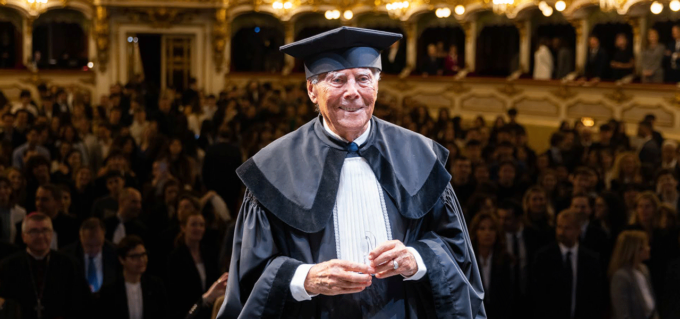 Giorgio Armani sostiene gli studenti dell’Università Cattolica con due borse di studio